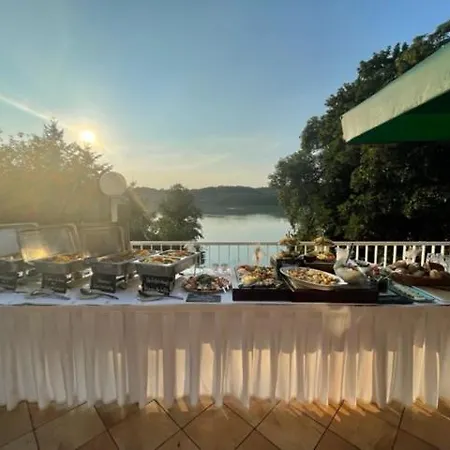 Strandhotel Vier Jahreszeiten 3*