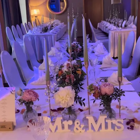 Отель Strandhotel Vier Jahreszeiten 3*