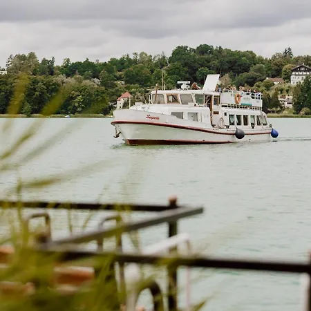 Strandhotel Vier Jahreszeiten 3*