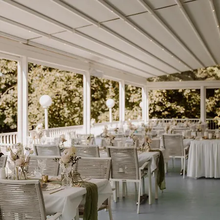 Strandhotel Vier Jahreszeiten Hotel Buckow