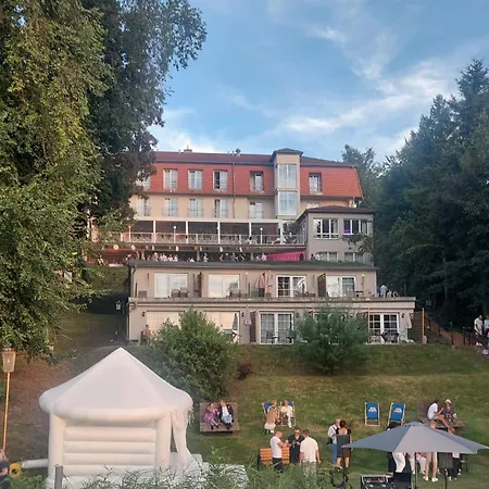 Strandhotel Vier Jahreszeiten