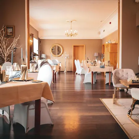 Strandhotel Vier Jahreszeiten 3* Buckow