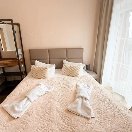 Strandhotel Vier Jahreszeiten Hotel 3*