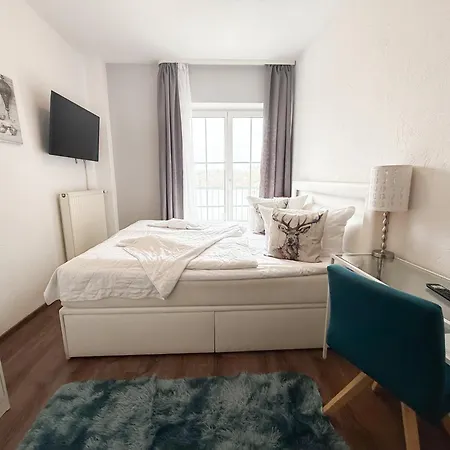Strandhotel Vier Jahreszeiten 3*