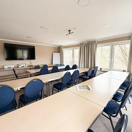 Strandhotel Vier Jahreszeiten Hotel 3*