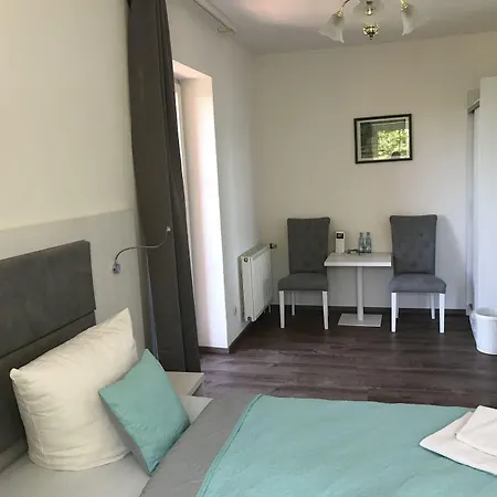 Strandhotel Vier Jahreszeiten فندق باكو