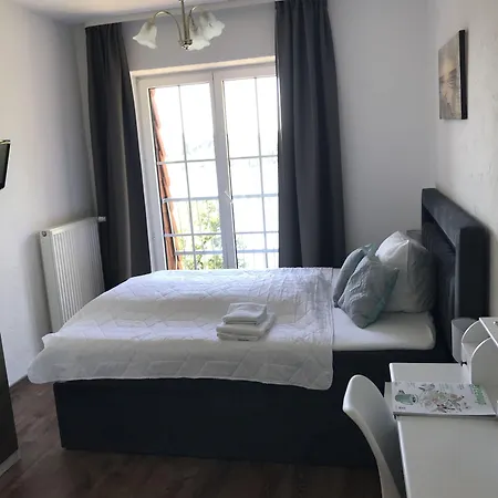 Strandhotel Vier Jahreszeiten فندق باكو