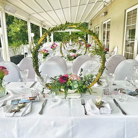 Hotel Strandhotel Vier Jahreszeiten Buckow