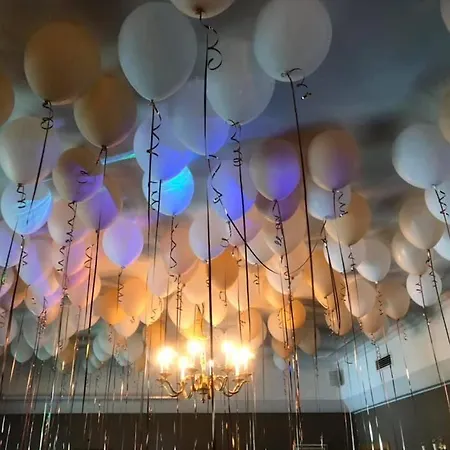 Hotel Strandhotel Vier Jahreszeiten 3*