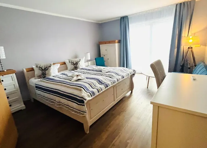 Strandhotel Vier Jahreszeiten 3*