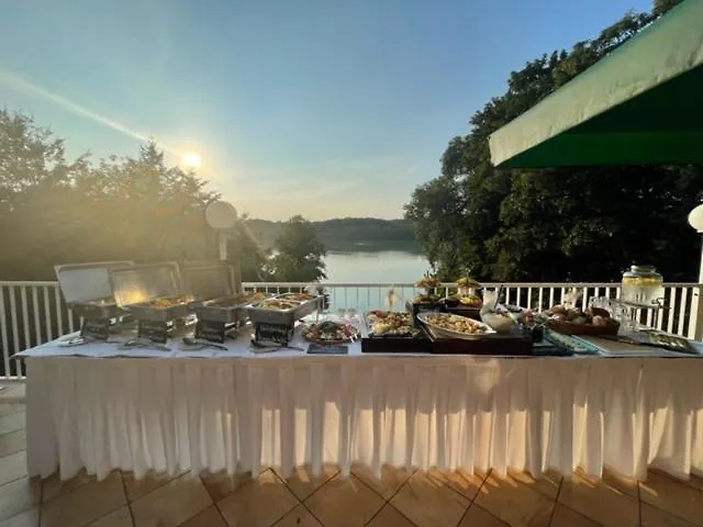 Strandhotel Vier Jahreszeiten 3*