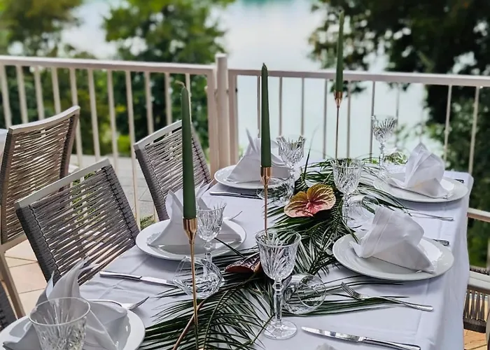 Strandhotel Vier Jahreszeiten Hotel