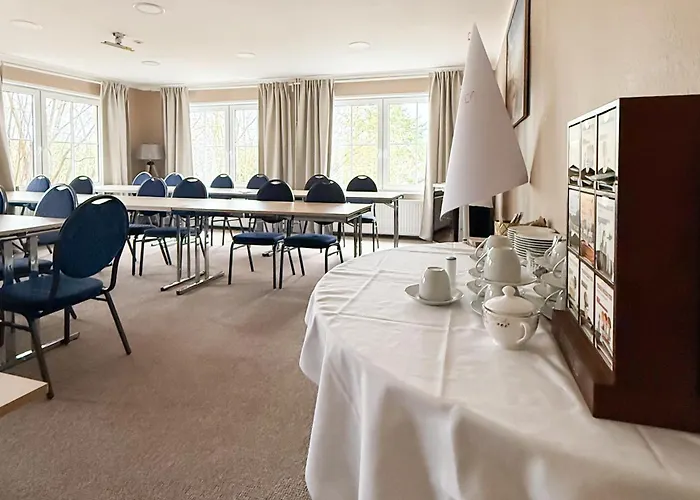 Strandhotel Vier Jahreszeiten Hotel