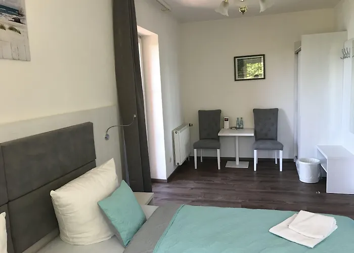 Strandhotel Vier Jahreszeiten Hotel Buckow