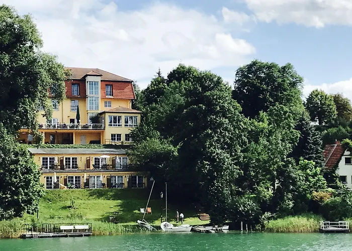 Strandhotel Vier Jahreszeiten Hotel