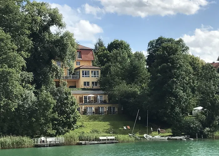 Strandhotel Vier Jahreszeiten 3*